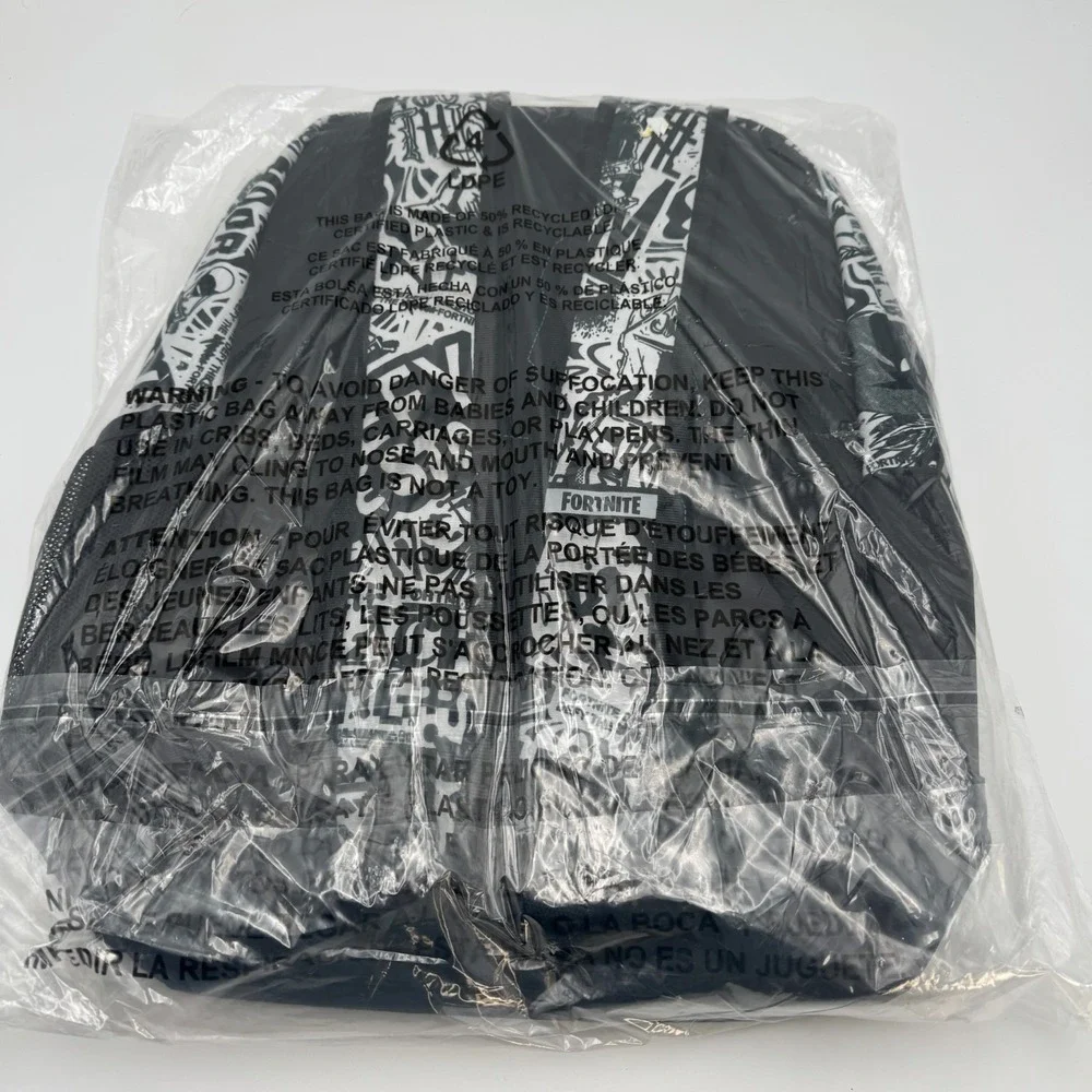 Fortnite Black & White Backpack NWT Factory Sealed Laptop Sleeve OS